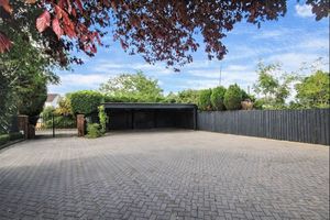 Photo 17- click for photo gallery